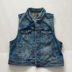 American Eagle Denim Vest